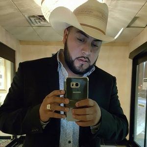 Meet your Posher, José juan